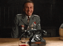 hanslanda_smile emote for Discord