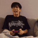 Soobinheadshakehappy emote for Discord