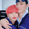 SeongSan_Hug emote for Discord