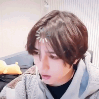 gyu_think emote for Discord