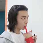 Hyunjin_SipsCoffee emote for Discord