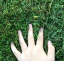 TouchingGrass emote for Discord