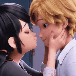 Marinette_Kiss emote for Discord