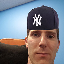 linus_with_no_brim emote for Discord