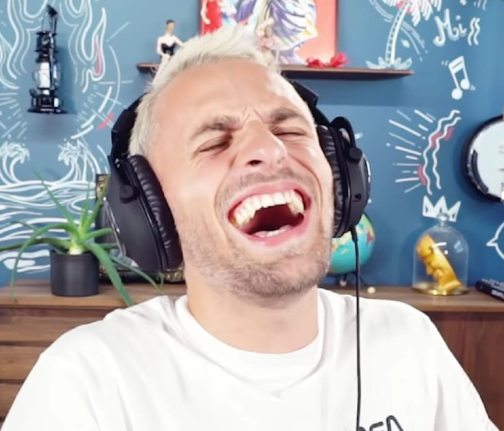 SqueezieLaugh emote for Discord