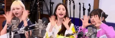 04Wave emote for Discord