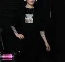 9model emote for Discord