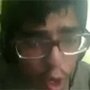 QUESTAPASANDO emote for Discord