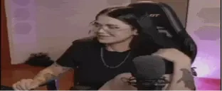 qqBlu emote for Discord