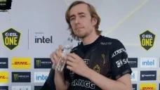 QuinnHey emote for Discord