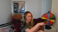 qtcnuts emote for Discord