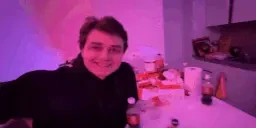 qq emote for Discord