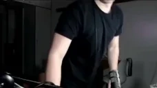 adrianOderSofliegtFastaufsMaul emote for Discord