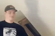 acoolessFlex emote for Discord