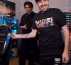 alexbyHey emote for Discord