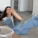 alinityFeetClap emote for Discord