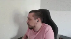 AlavrThinking emote for Discord