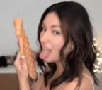 alinityFeetLicker emote for Discord