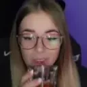 Alkoholik emote for Discord