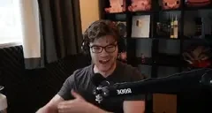 AloisFlex emote for Discord