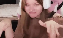 AlisaFunkyBeats emote for Discord