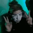 aly0nushkaPeace animated emote for Discord, Twitch and Slack