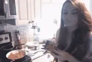 alishaPls emote for Discord