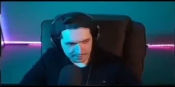 AleksDanse emote for Discord