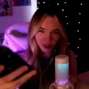 alinkaPhoto emote for Discord