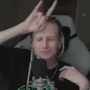 amadiheadBang emote for Discord