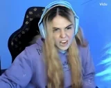 aikoblicky emote for Discord