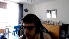 AkkuExplaining emote for Discord