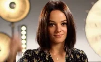 AlizeeSalute emote for Discord