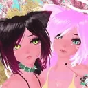 AriLunaKiss emote for Discord