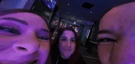 AREYOUAGIRL emote for Discord