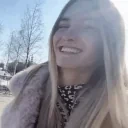 arina emote for Discord