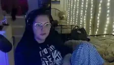 asixssij animated emote for Discord, Twitch and Slack