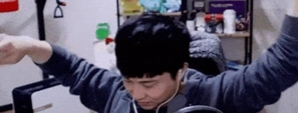 ATKwideVIBE emote for Discord