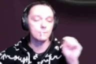 amielooFlexing emote for Discord