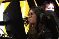 AmyHelloBye emote for Discord