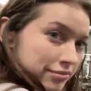 amandaFlirt emote for Discord