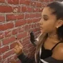 ariWall emote for Discord