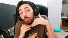 AYAYATRUEING emote for Discord