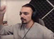 azzaRUN emote for Discord