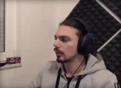 azzaNA emote for Discord