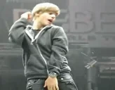 bieberDougie emote for Discord