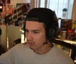 aucHeadBang emote for Discord