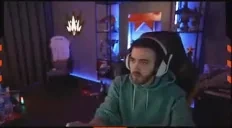 AVADAKEDAVRAwtcn emote for Discord