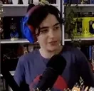 AViquisCorrendoAtrasDeV emote for Discord