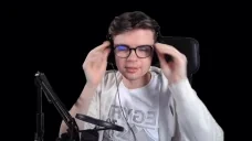 bloomynerd emote for Discord